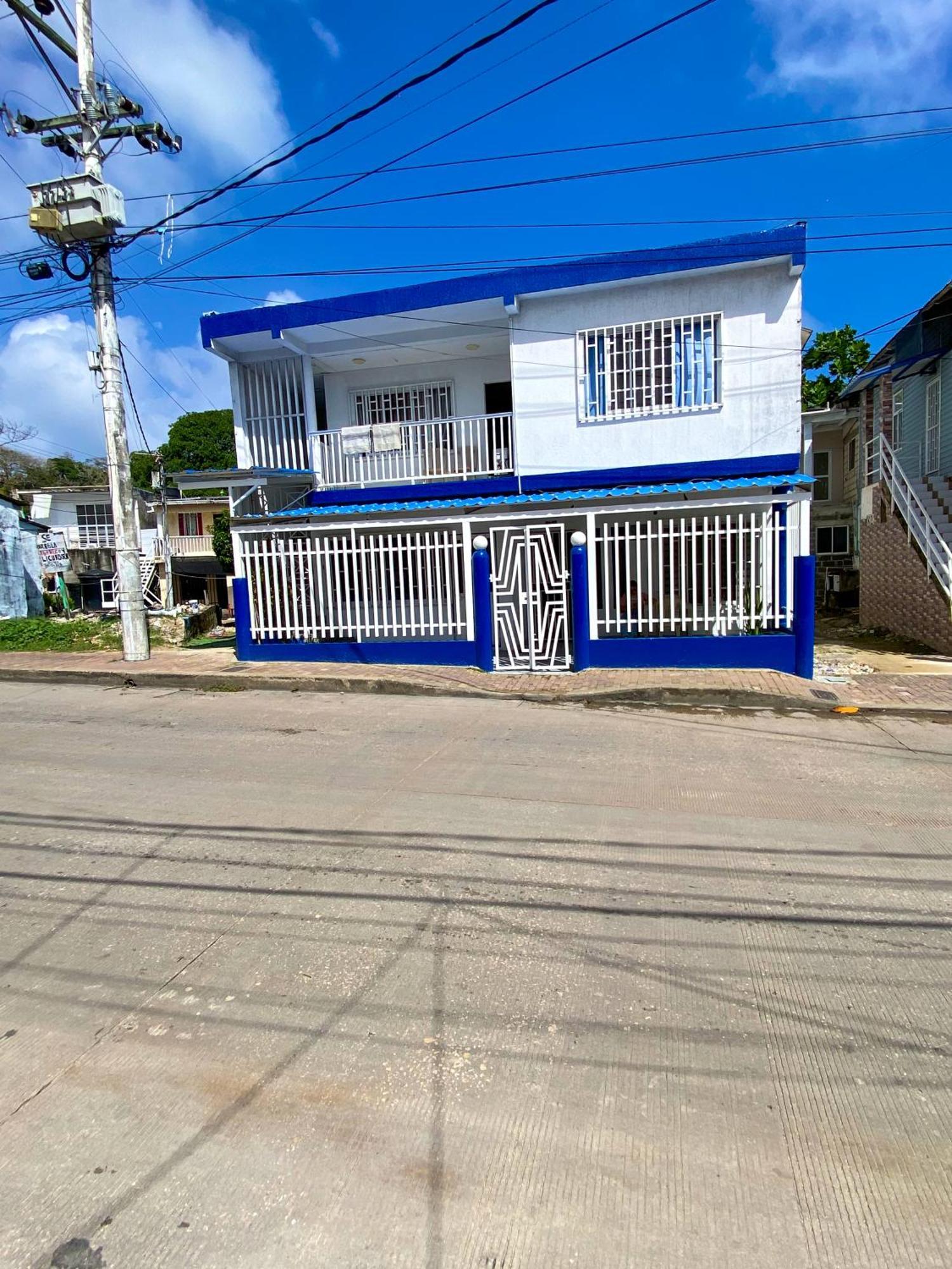 Miss Yasmin Place San Andrés المظهر الخارجي الصورة